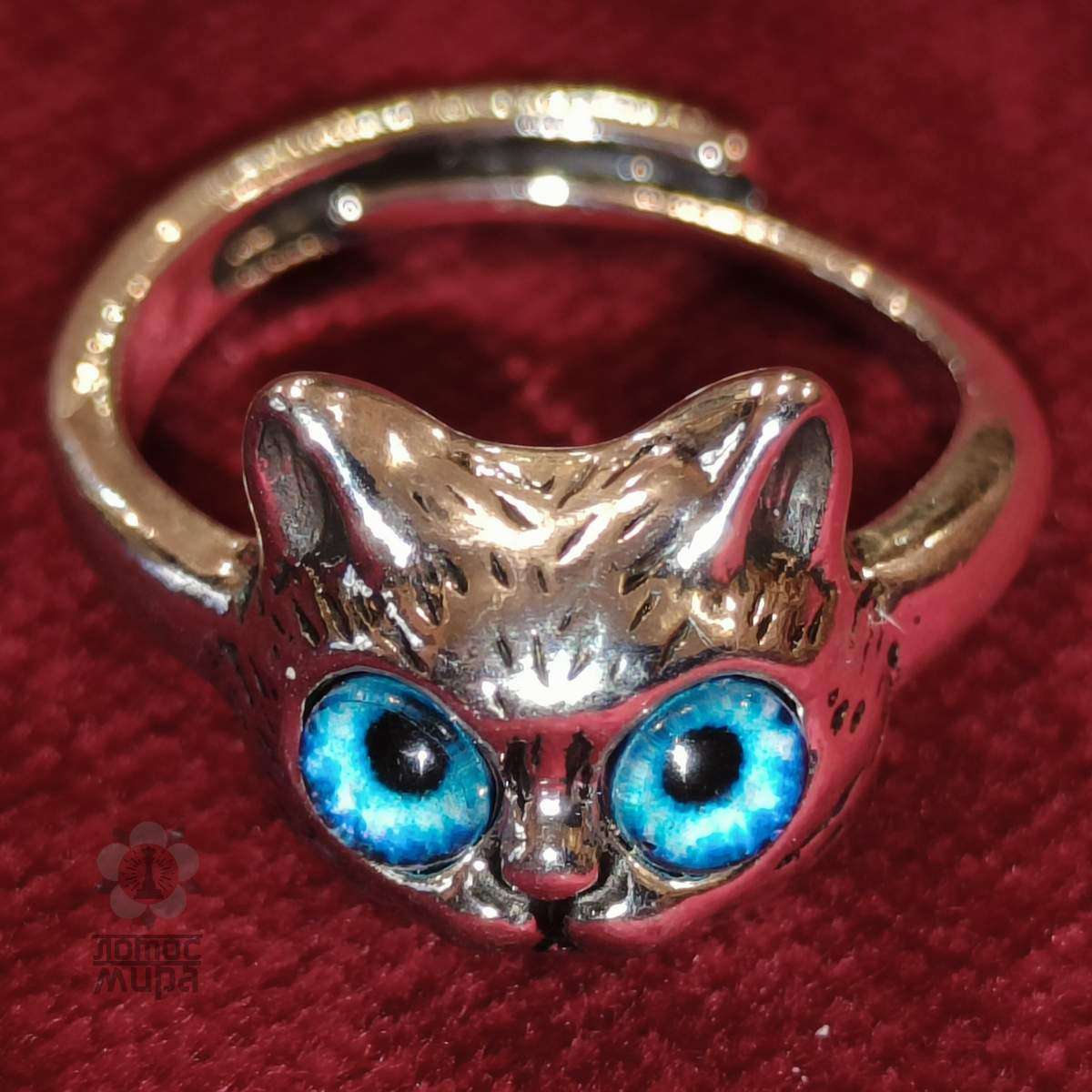 Кольцо «Кот с синими глазами» белый метал 0150