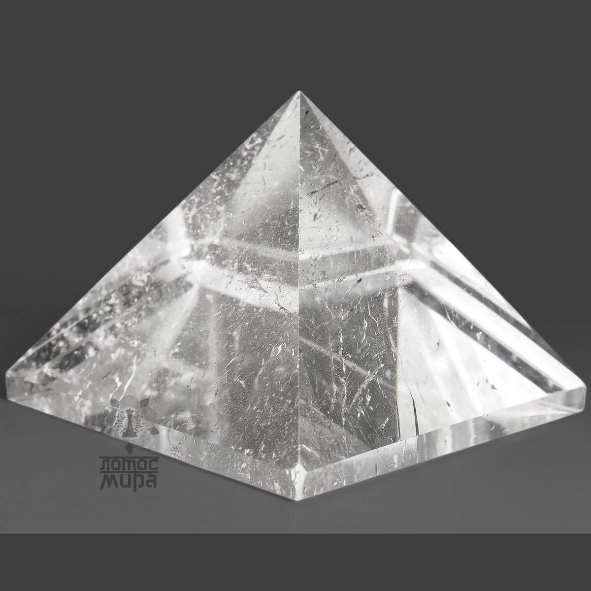 Горный хрусталь пирамида 3,5см 0500