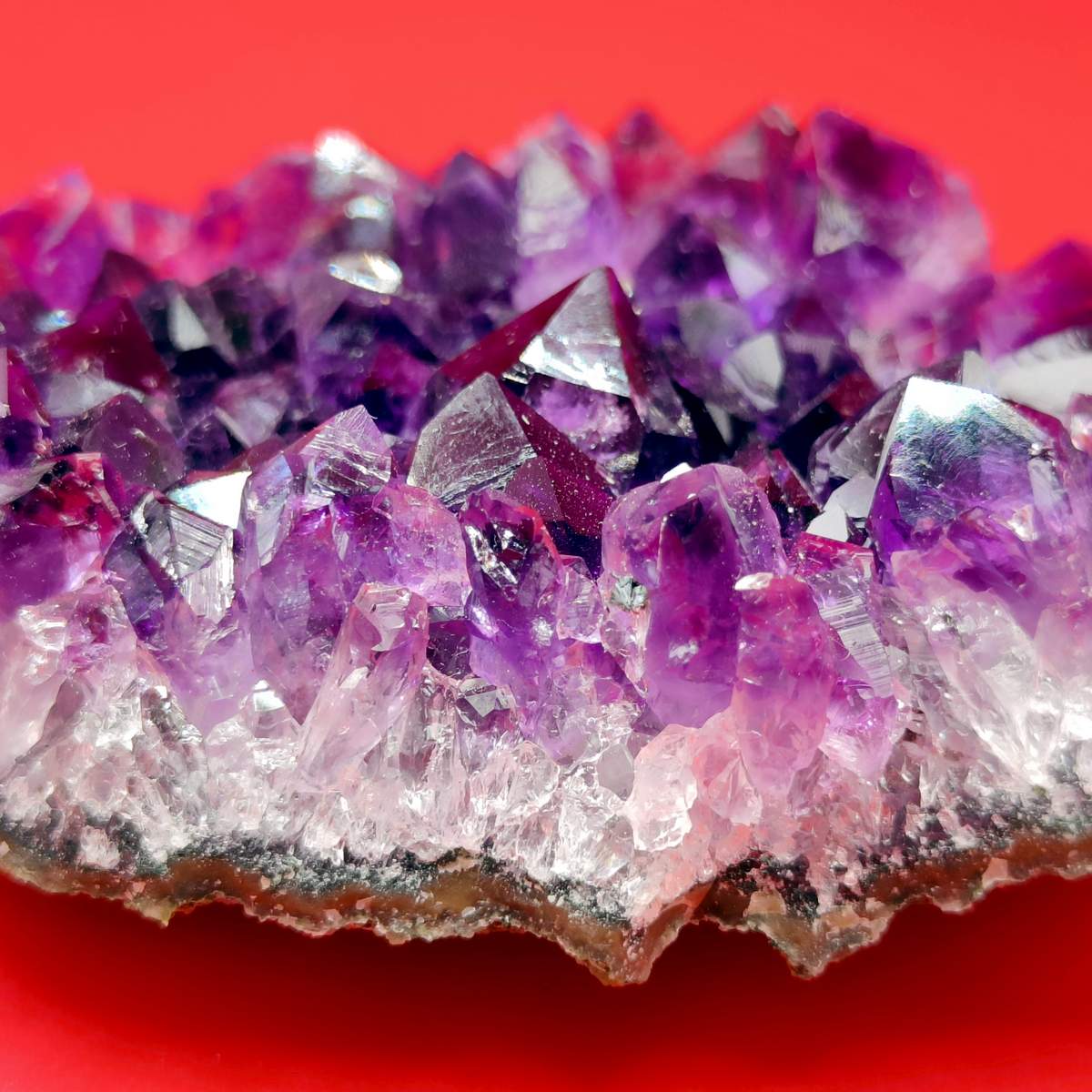 Аметист друза Уругвай темний 20 грн за 1г