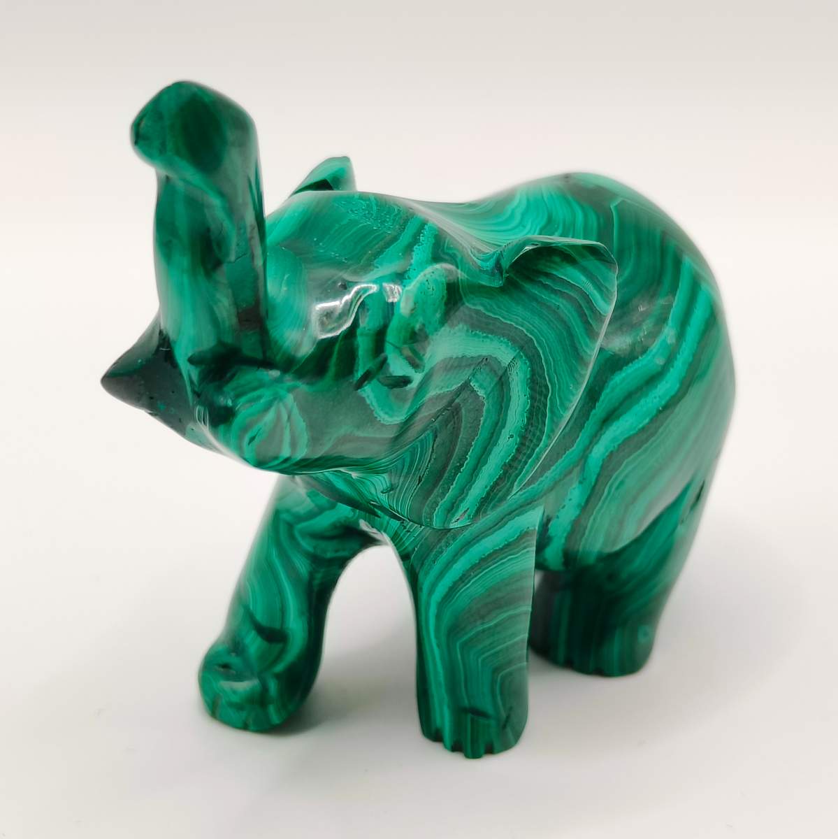 Малахіт слон 97г 3900