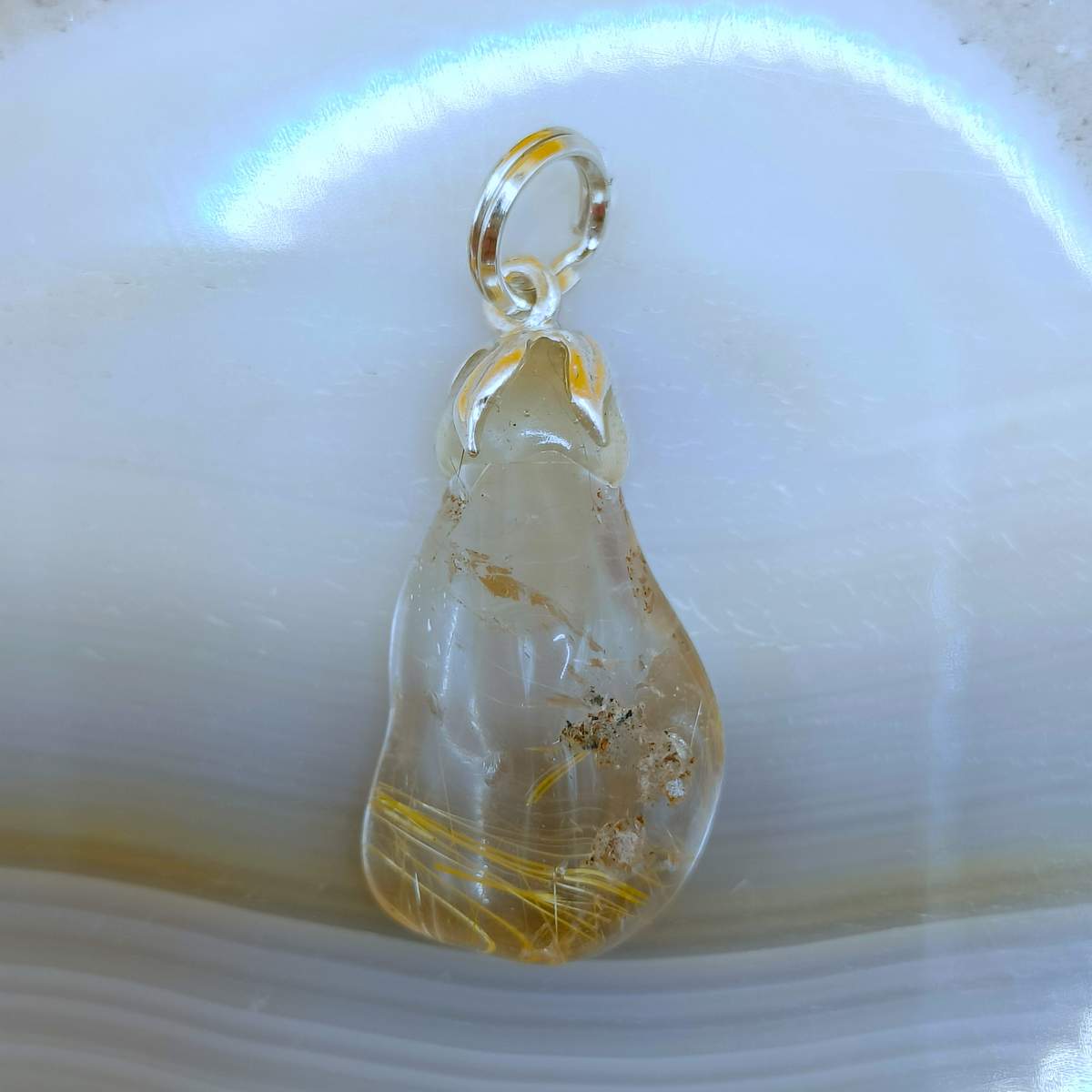 Кварц волосатик кулон /СЗ/ 0800