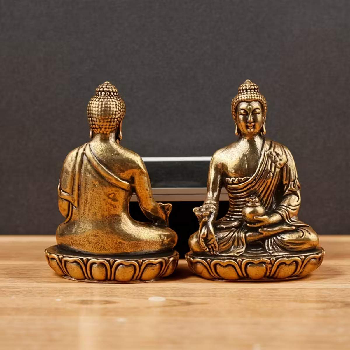 Будда латунь 5,5см 0600