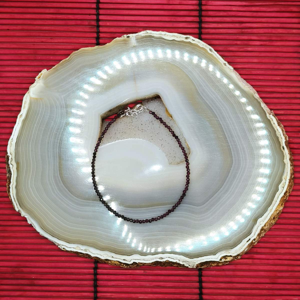 Браслет Гранат 2,2мм огранка 0650