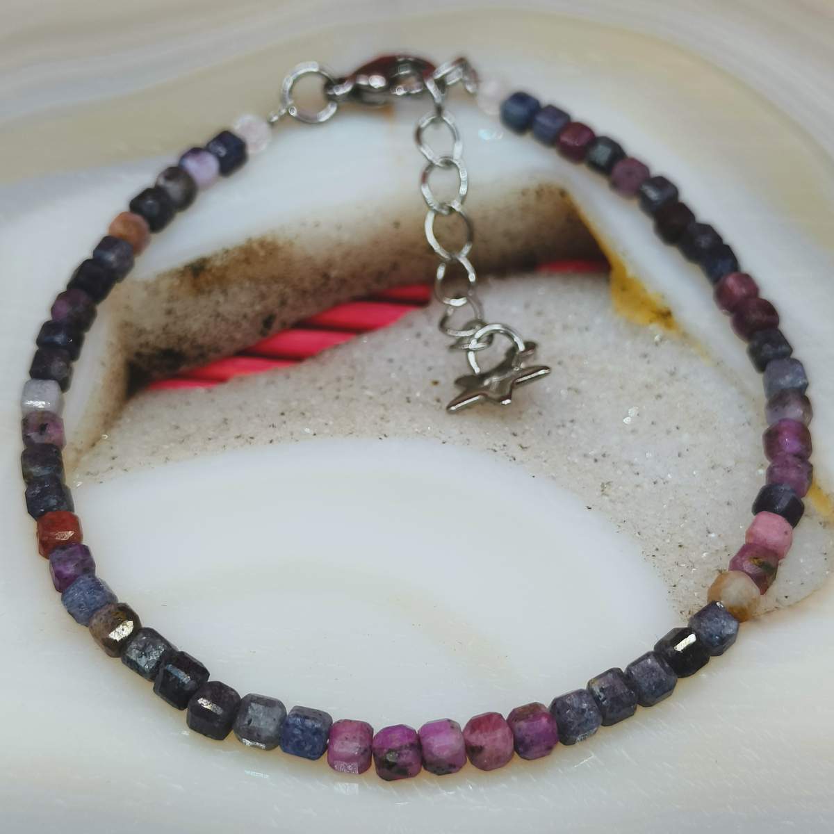 Браслет Сапфір+Рубін куб 3мм 0900