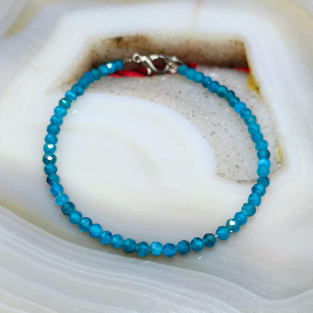 Браслет Апатит грань 3мм 0550