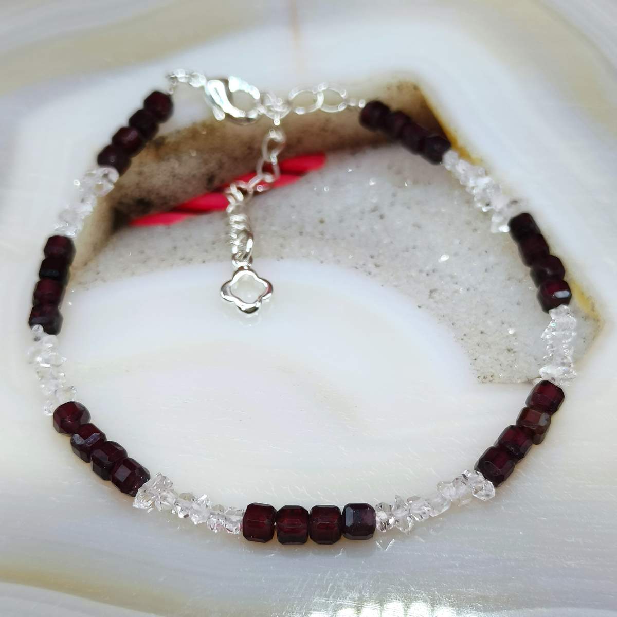 Браслет Гранат куб+ Ґеркімер 3мм 01300