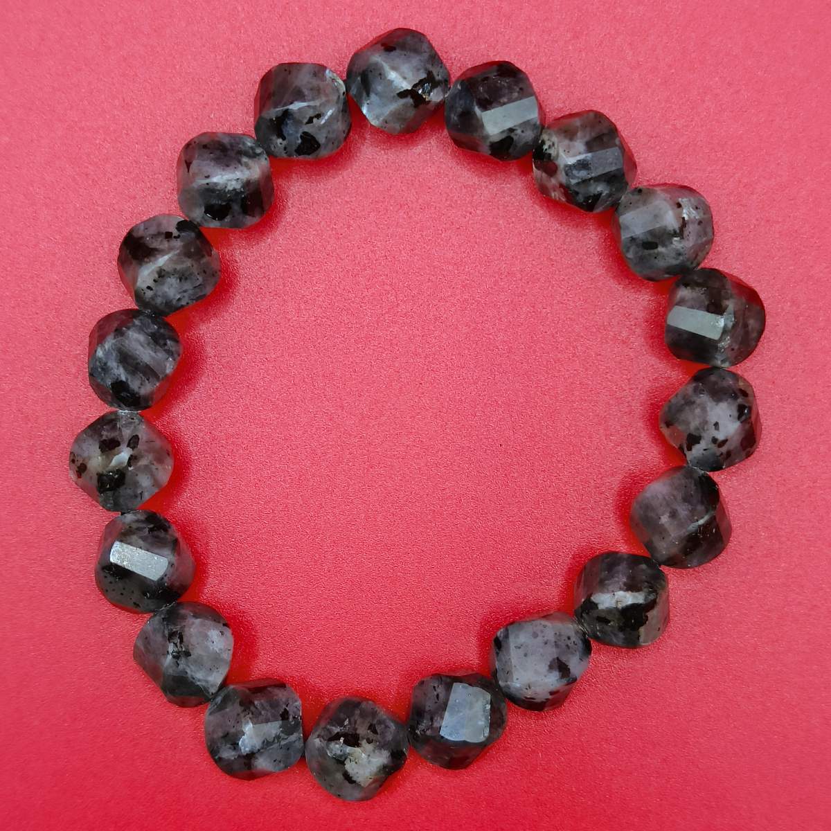 Браслет грань Ларвікіт 10мм 0450