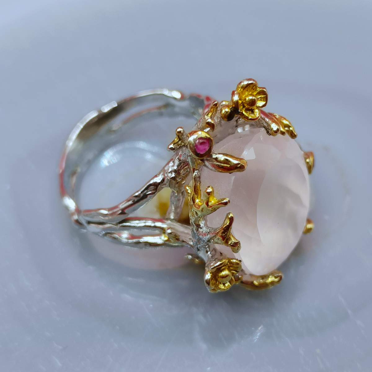 Рожевий Кварц каблучка /р.18/ 012000