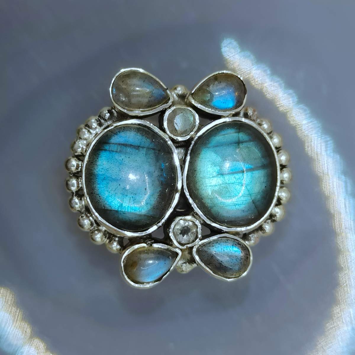 Лабрадор «Оченята» каблучка 06500