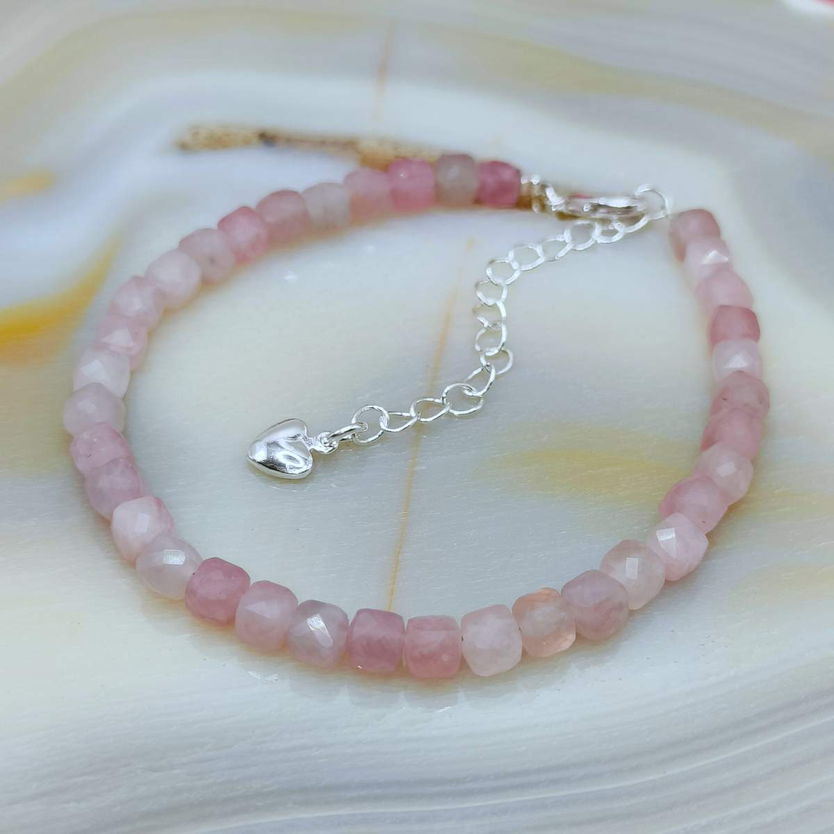 Браслет Турмалін Рожевий куб 4мм 0850