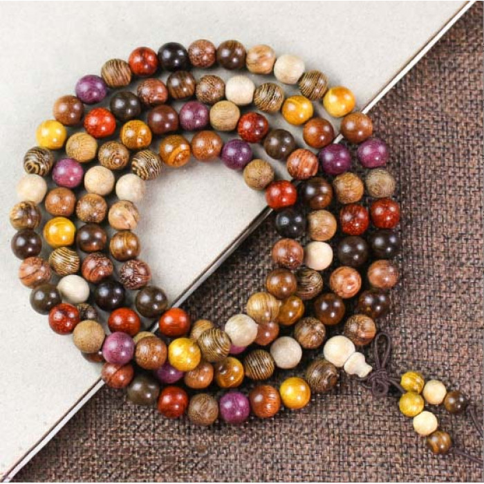 Чотки з дерева Асорті 108 нам. 231/0300