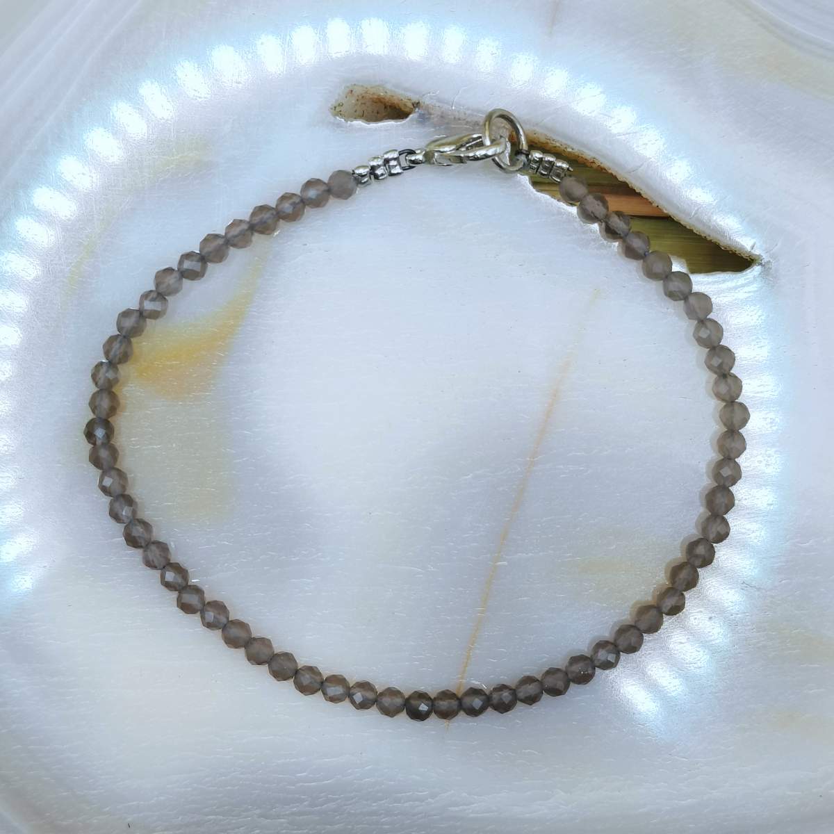 Браслет Раухтопаз огранка 3мм 0800