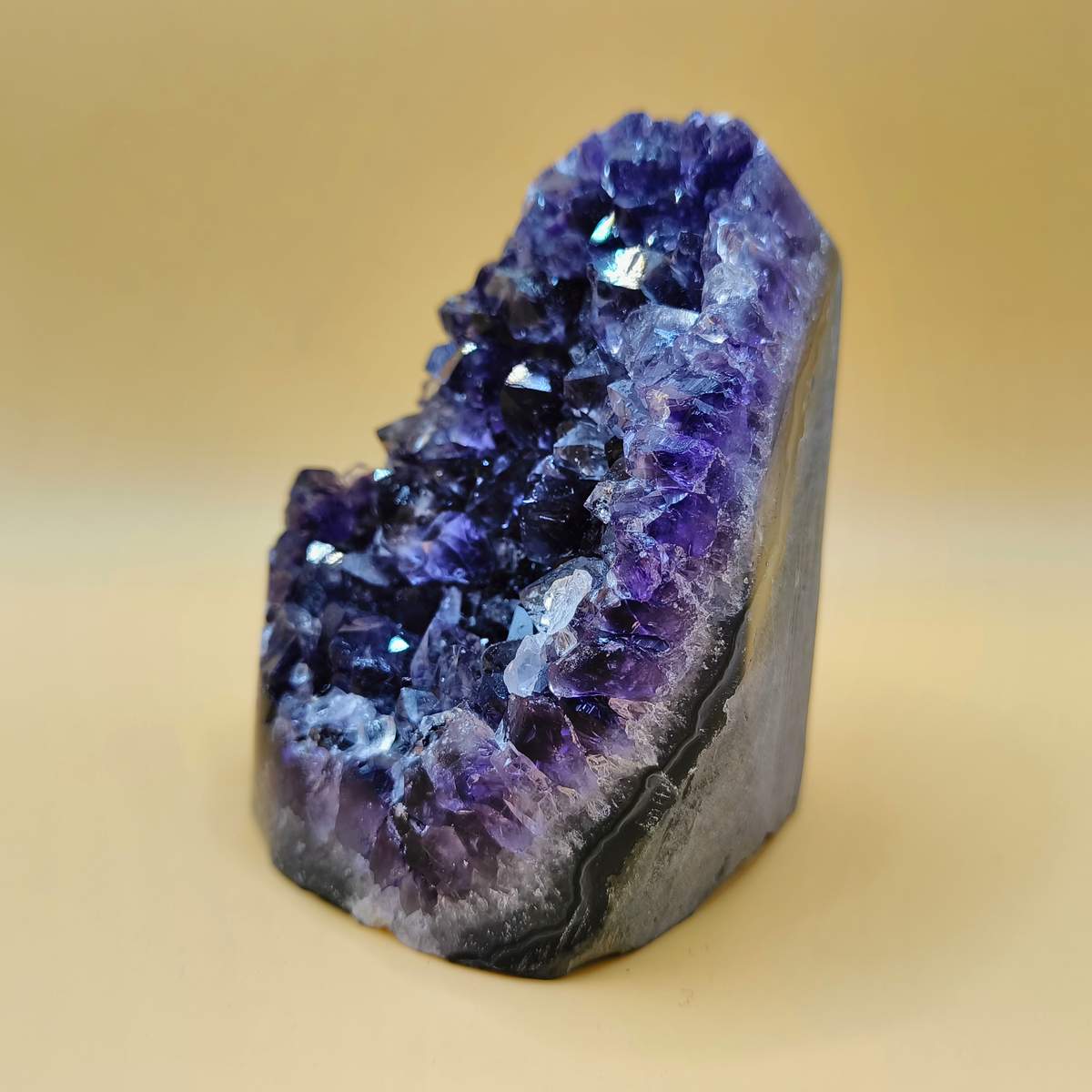 Аметист друза 825г 06900