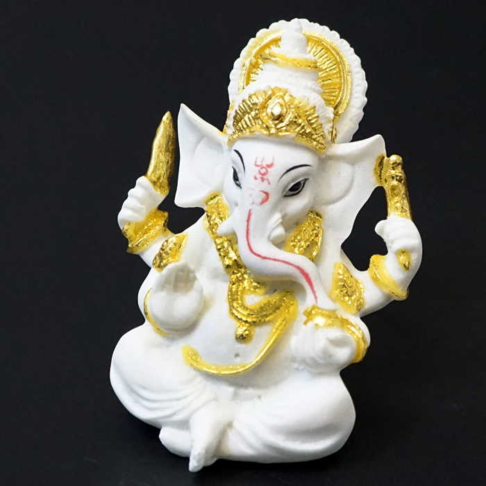 Ганеш мармурова крихта білий №3 8,5см 0700