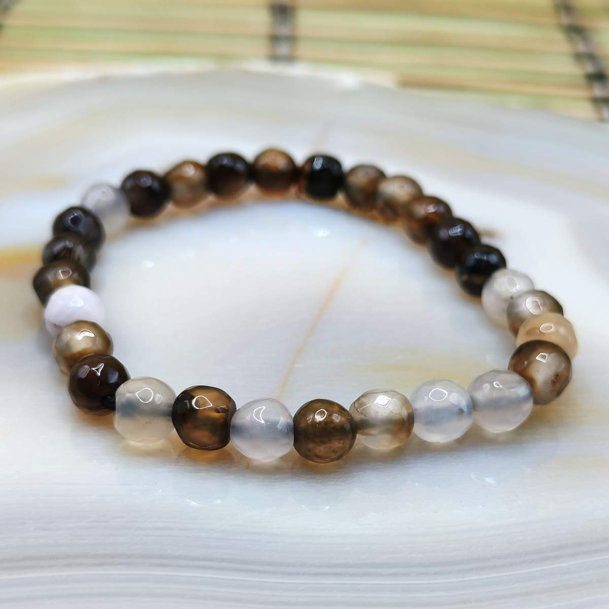 Браслет грань Агат кольоровий 6мм 0400